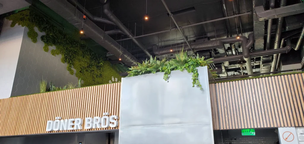 donerbros-greenwall (4)