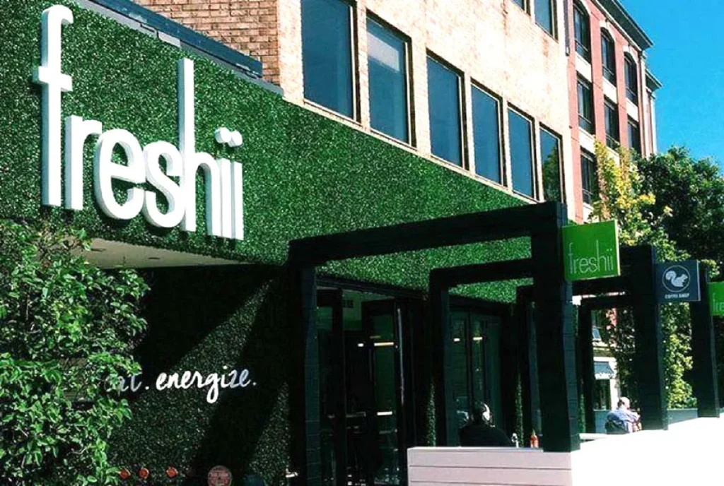 freshii-greenwall (3)